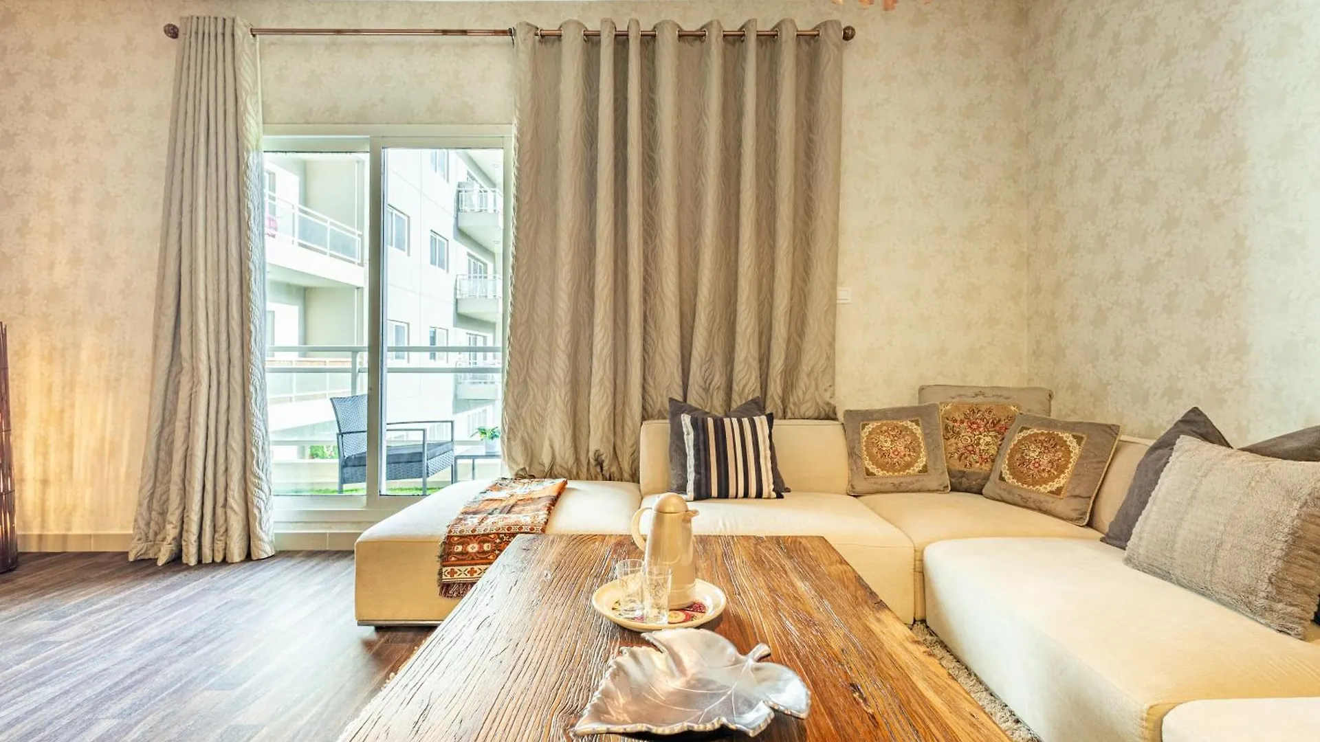 アパート Modern Oasis - Elegant Cave - Family Heaven - Designer'S Paradise - 10 Min Away From Abu Dhabi Airport, Yas Island, Formula 1, Ferrari World, Seaworld, Warner Bros World