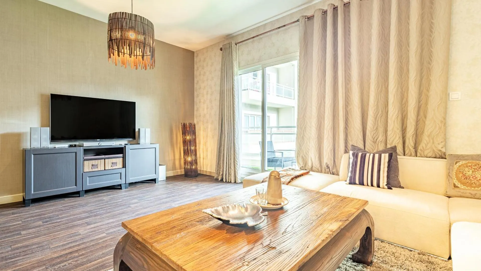 Modern Oasis - Elegant Cave - Family Heaven - Designer'S Paradise - 10 Min Away From Abu Dhabi Airport, Yas Island, Formula 1, Ferrari World, Seaworld, Warner Bros World 0*,